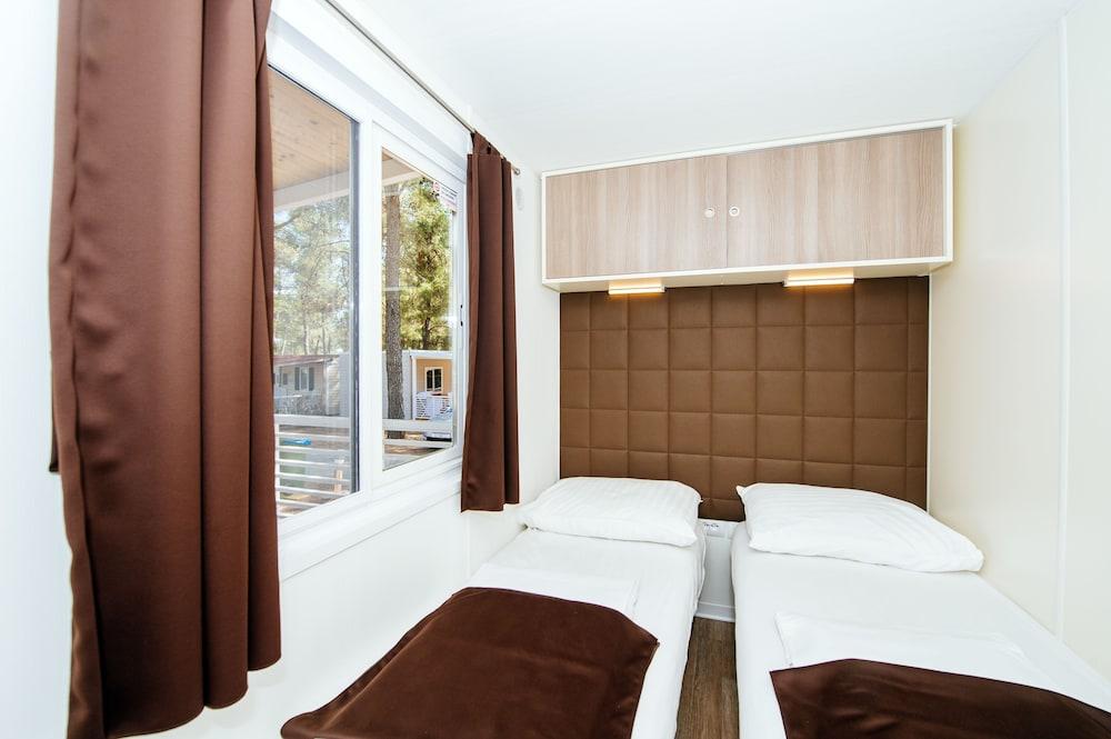 Zaton Holiday Resort Mobile Homes นิน ภายนอก รูปภาพ