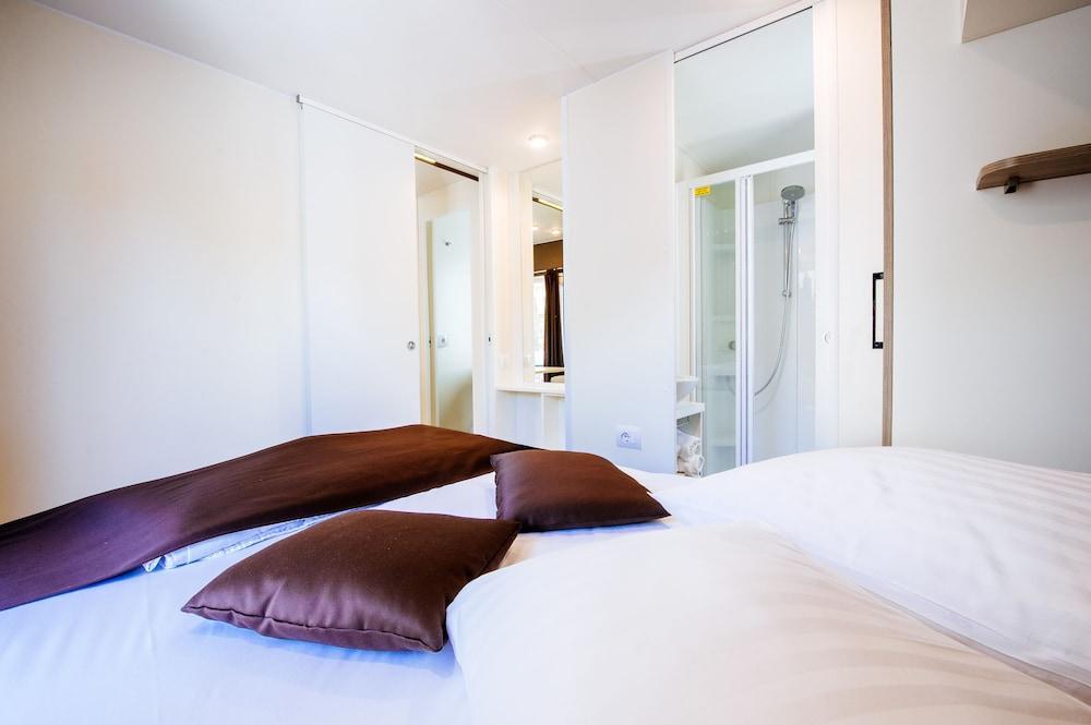 Zaton Holiday Resort Mobile Homes นิน ภายนอก รูปภาพ